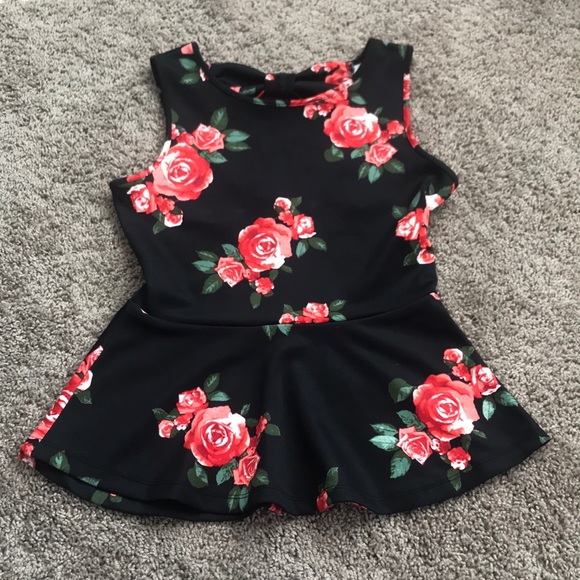 NWOT Forever 21 Rose Top - Picture 3 of 7